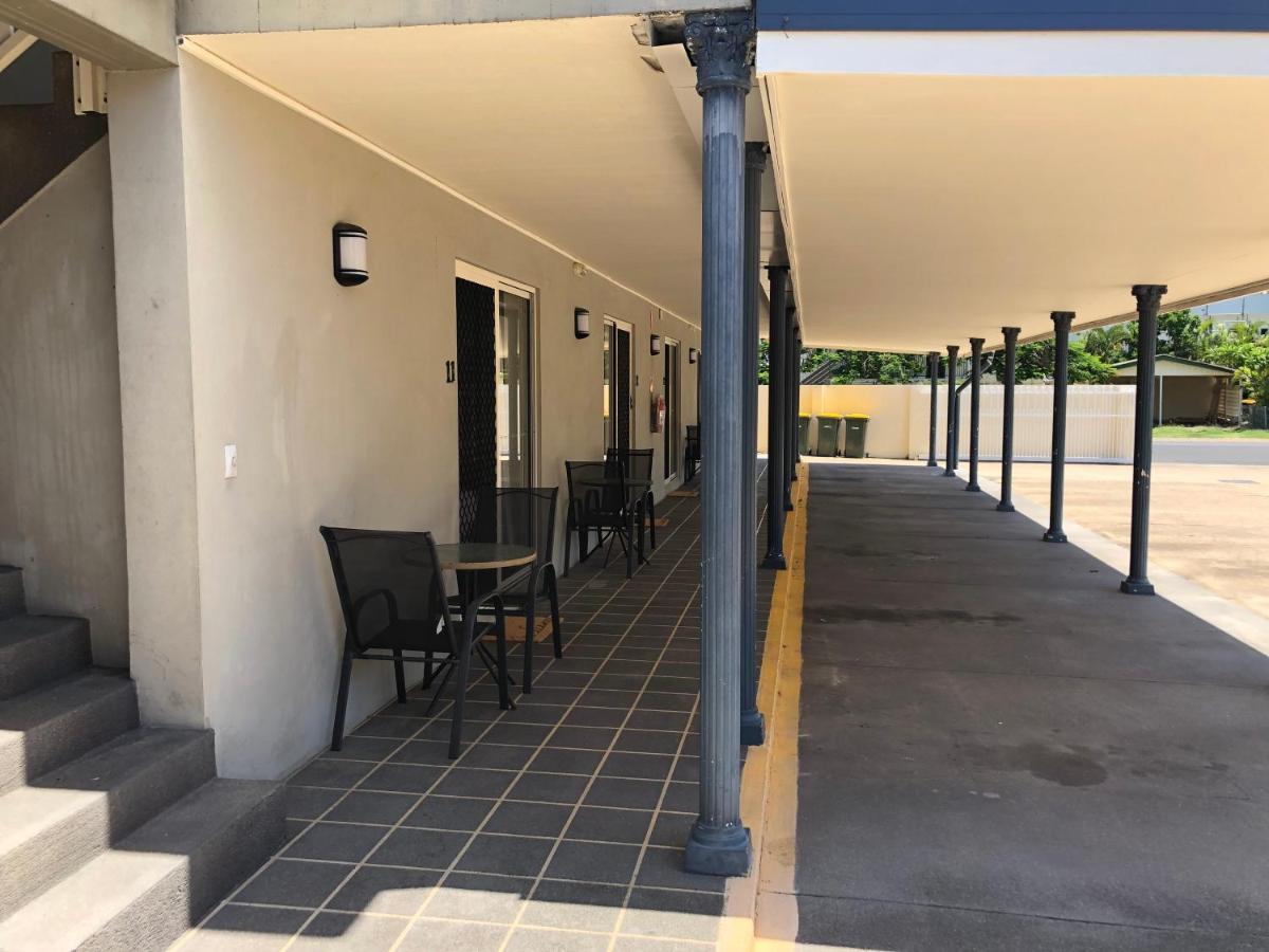 Hervey Bay Motel Экстерьер фото