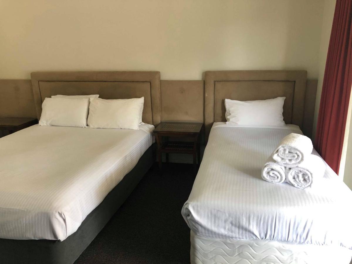 Hervey Bay Motel Экстерьер фото