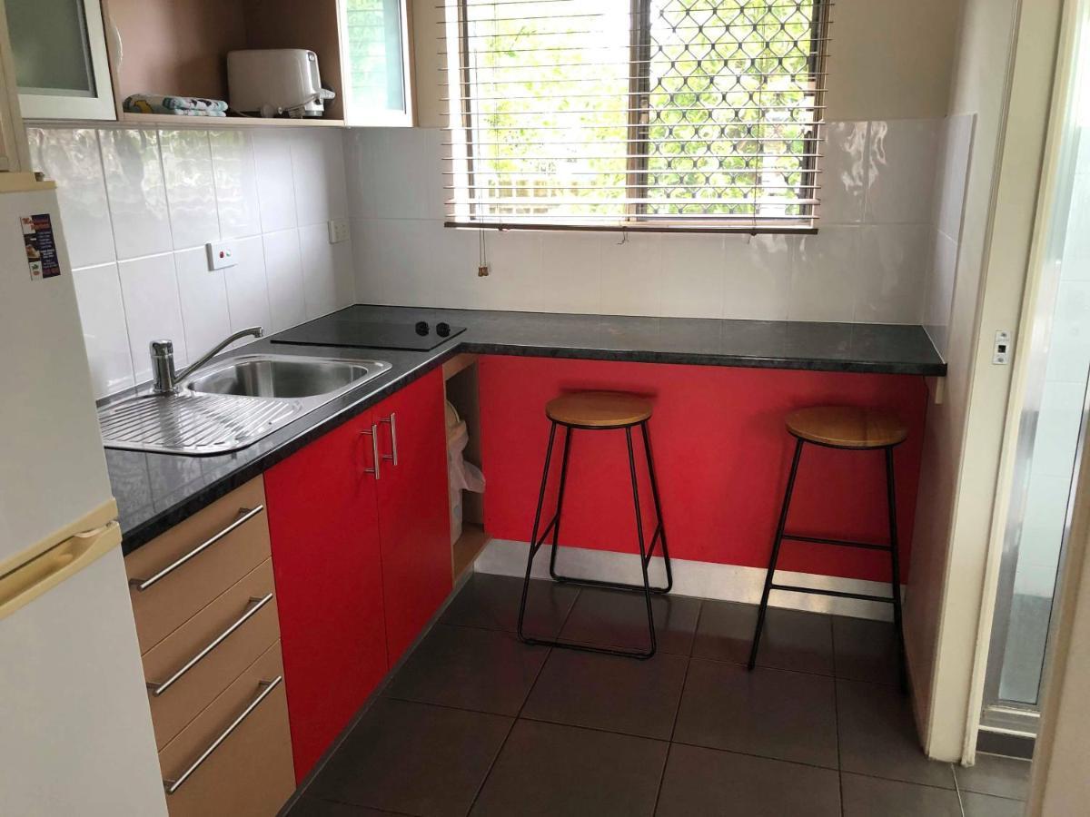 Hervey Bay Motel Экстерьер фото
