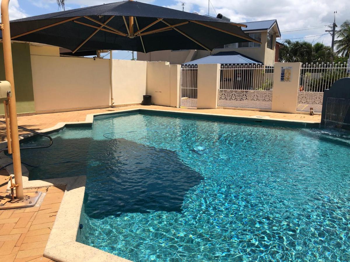 Hervey Bay Motel Экстерьер фото
