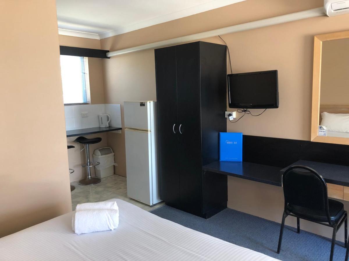 Hervey Bay Motel Экстерьер фото