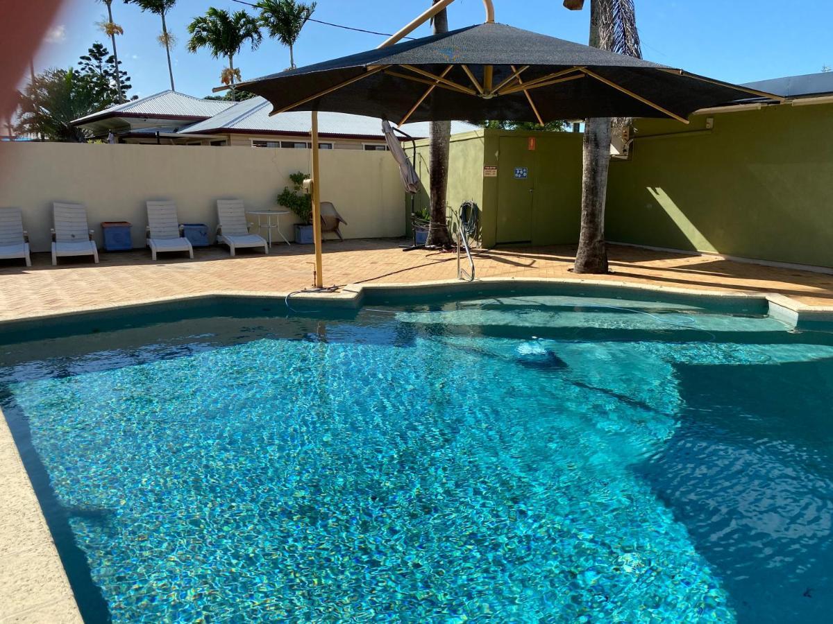 Hervey Bay Motel Экстерьер фото