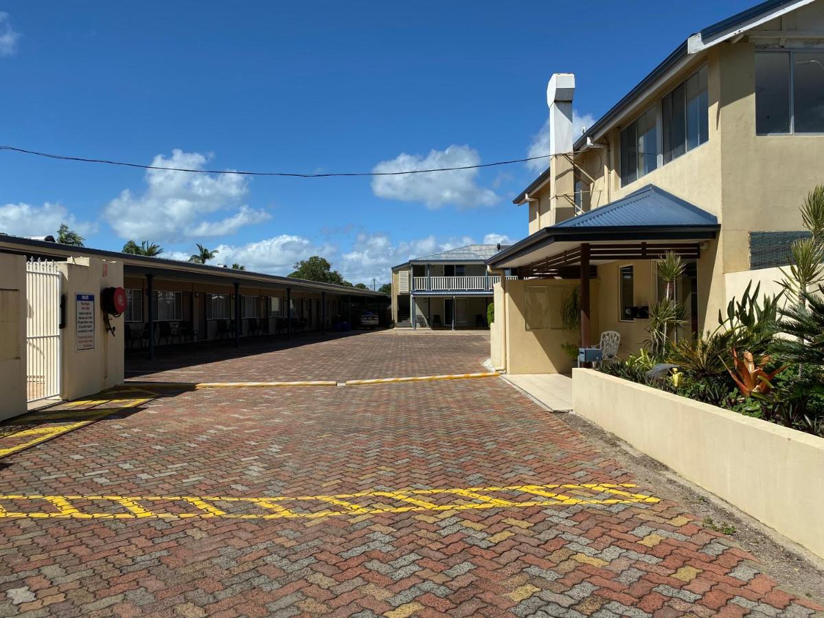 Hervey Bay Motel Экстерьер фото