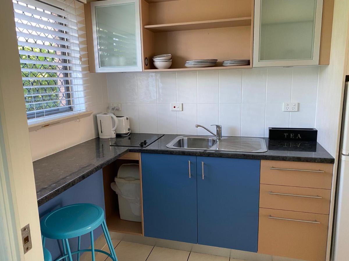 Hervey Bay Motel Экстерьер фото