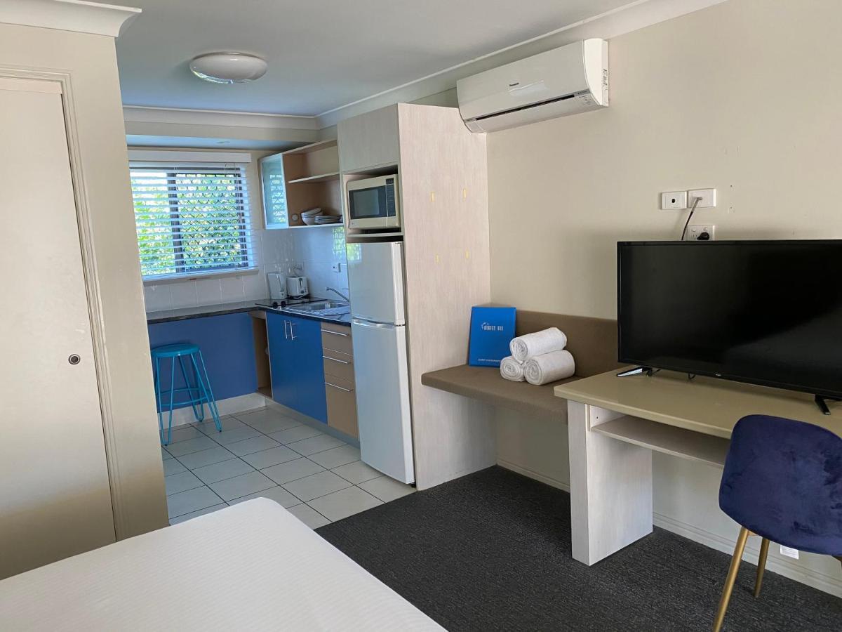 Hervey Bay Motel Экстерьер фото