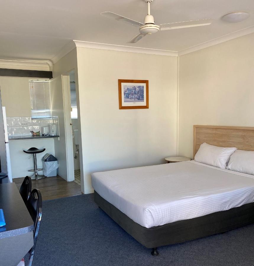 Hervey Bay Motel Экстерьер фото